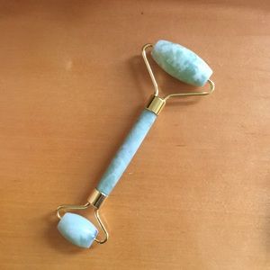 BRAND NEW jade roller